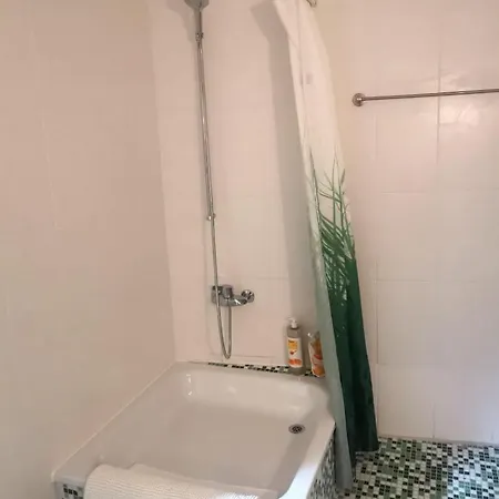 بيت شباب La Bergerie لا نوفيل